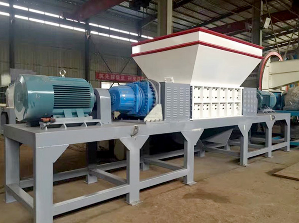 塑料撕碎機(jī)